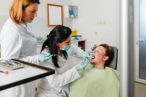 Best Emergency Tooth Extraction in Rosendale, WI